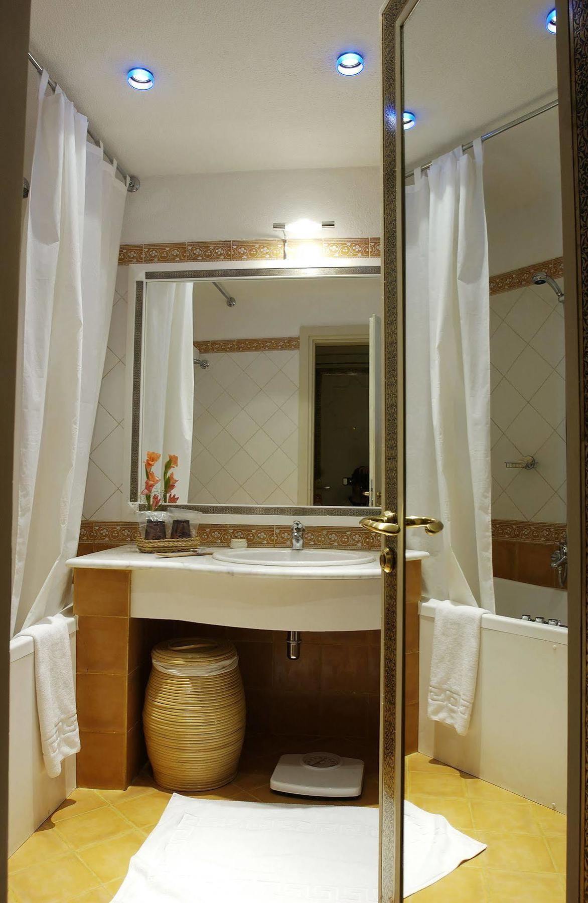 Domina Coral Bay Prestige Resort Sharm el-Sheikh Exterior photo
